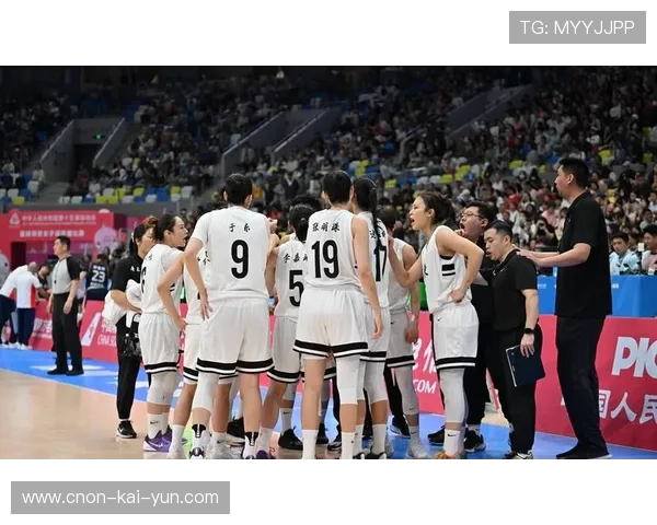 女篮反击3打1完美配合：速度与激情的巅峰之作